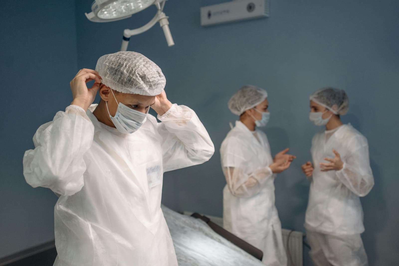 Community Service for Students: Give Back While Learning About Medicine