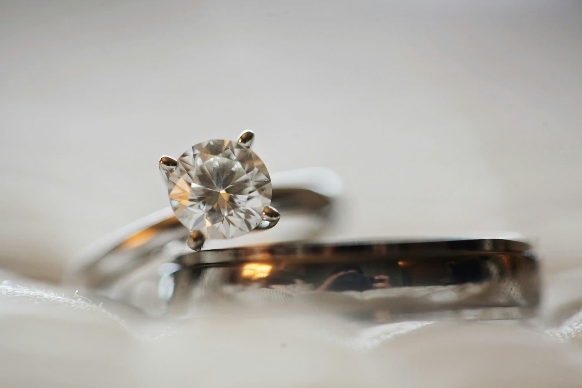 Brightly Grown Oval Cut Diamond Collection for Cherished Moments