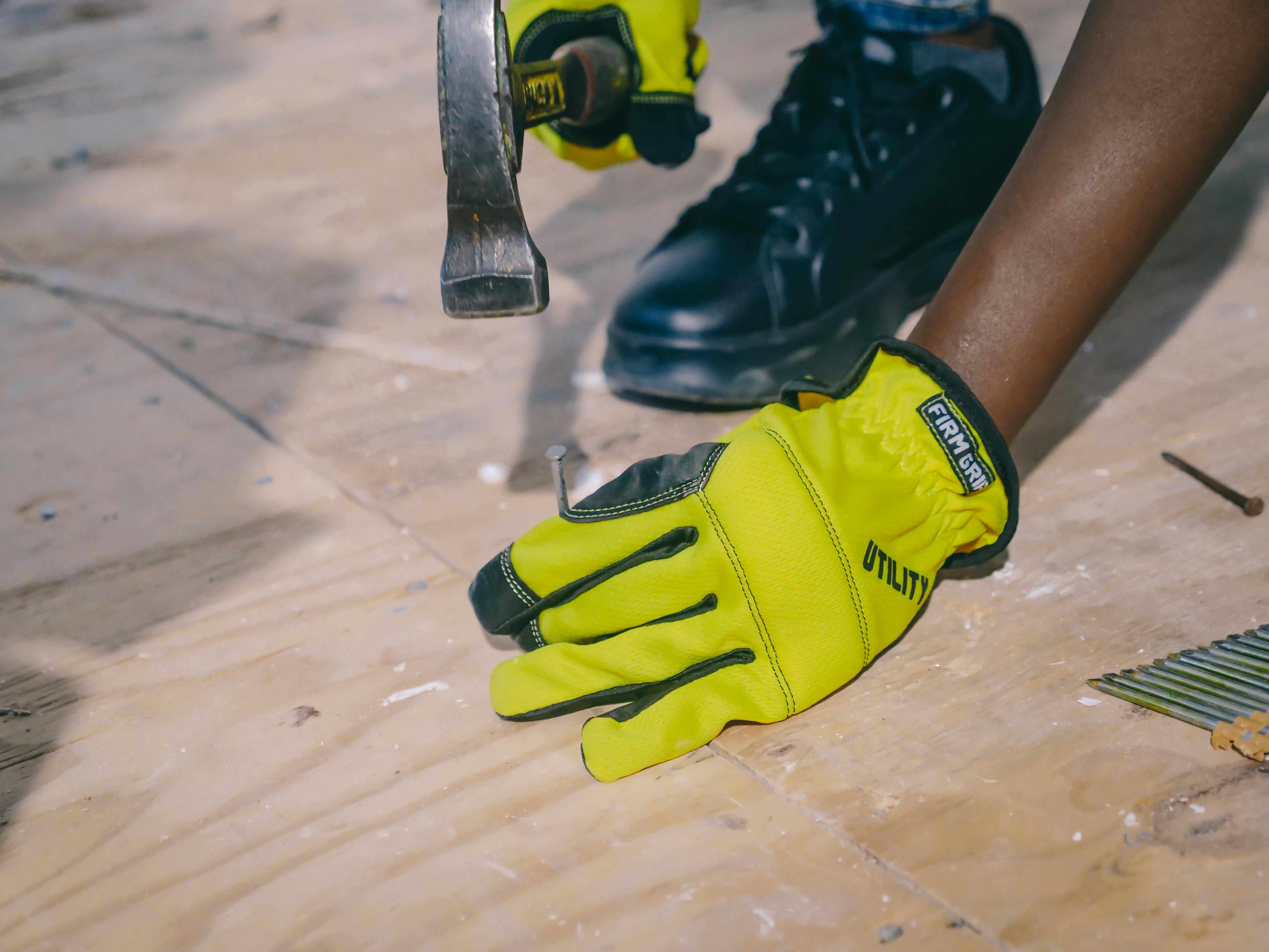 Board and Batten vs. Traditional Lap Siding: Key Differences