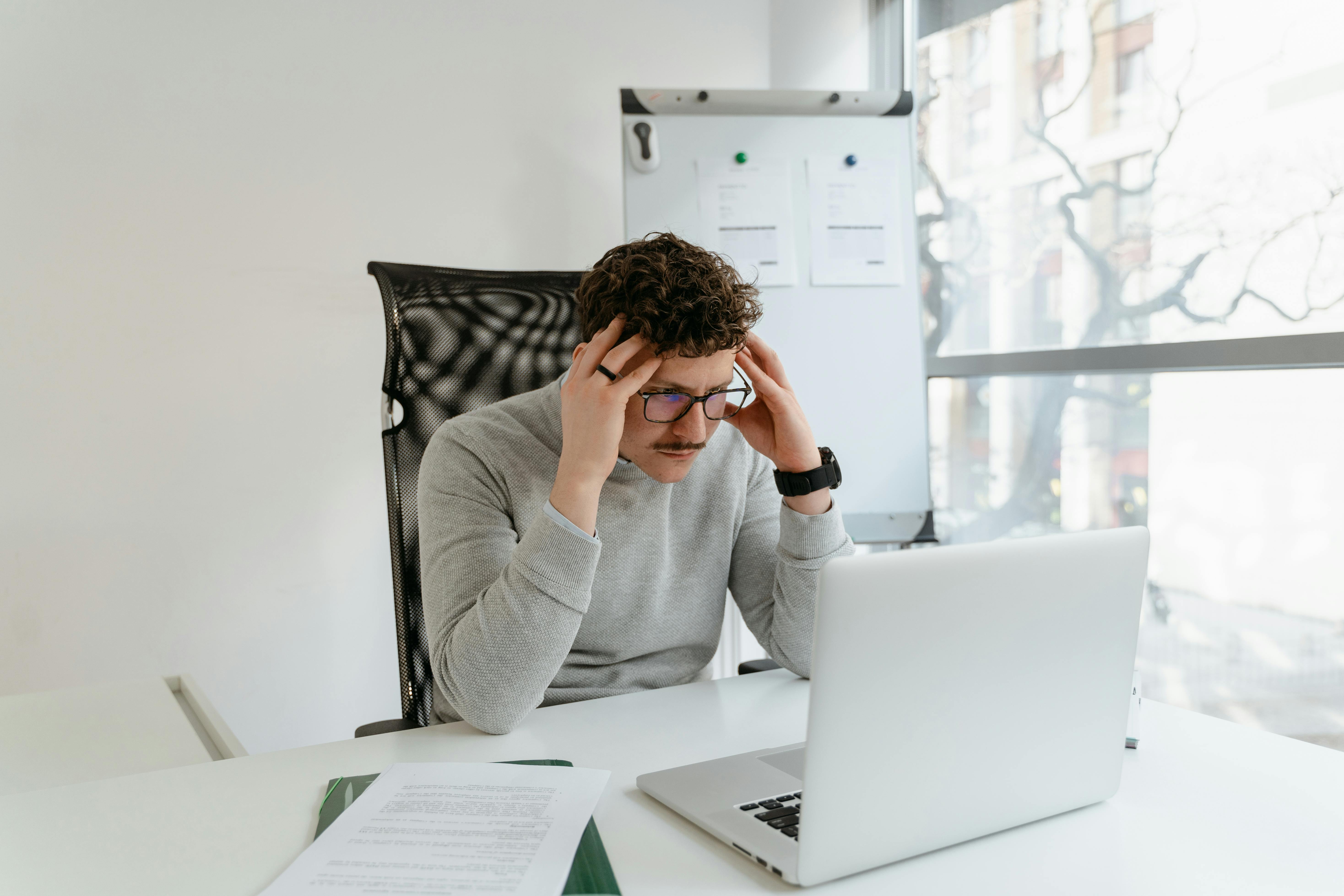 Why Top Teams Rent LinkedIn Account Profiles for Campaigns